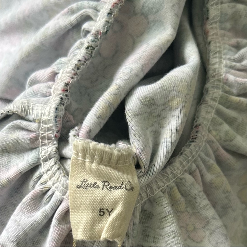 Little Road Co. Floral Peplum Top - Size 5 — image 3 of 4